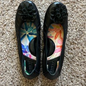 Born ballet dress shoes